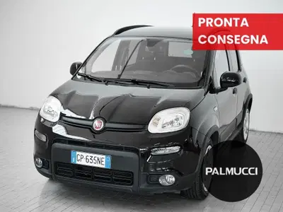 Fiat Panda 1.0 FireFly S&S Hybrid City Cross del 2023 usata a Prato