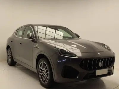 Maserati Grecale 2.0 mhev GT 300cv auto del 2022 usata a Pratola Serra