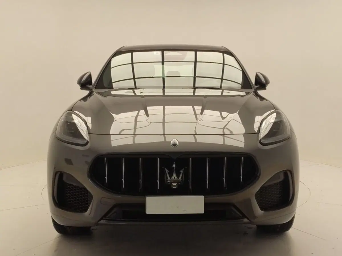 Maserati Grecale usata a Avellino (3)
