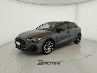 Audi S3 Sportback 2.0 tfsi Sport Attitude quattro s-tronic del 2024 usata a Massa
