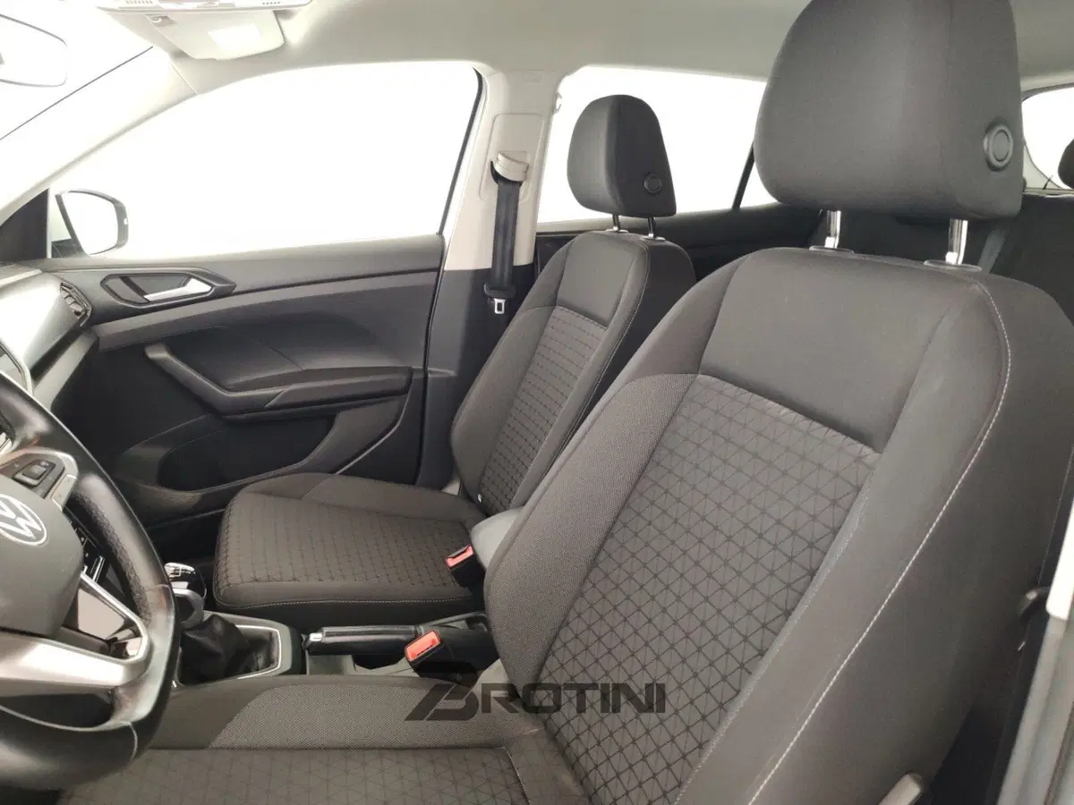 Volkswagen T-Cross usata a Massa-Carrara (9)