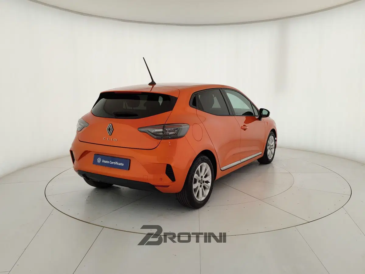 Renault Clio usata a Massa-Carrara (3)