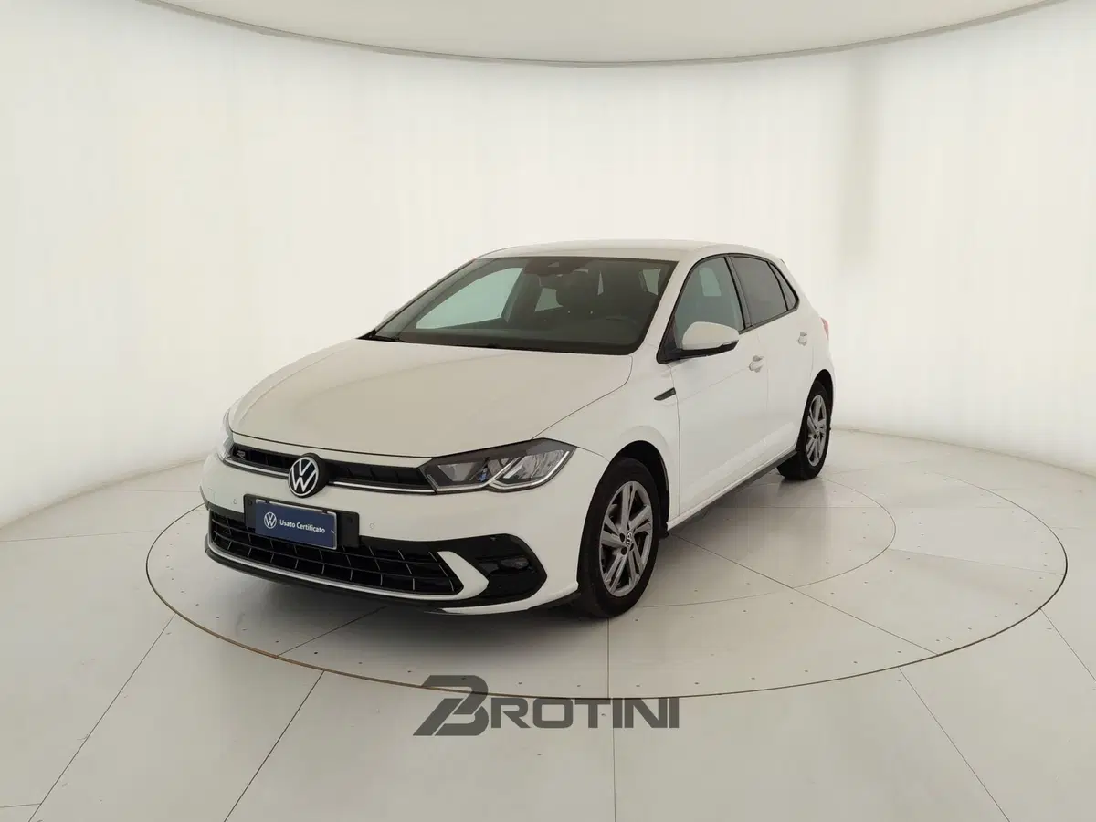 Volkswagen Polo usata a Massa-Carrara