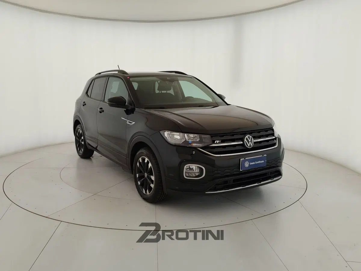Volkswagen T-Cross usata a Massa-Carrara (4)