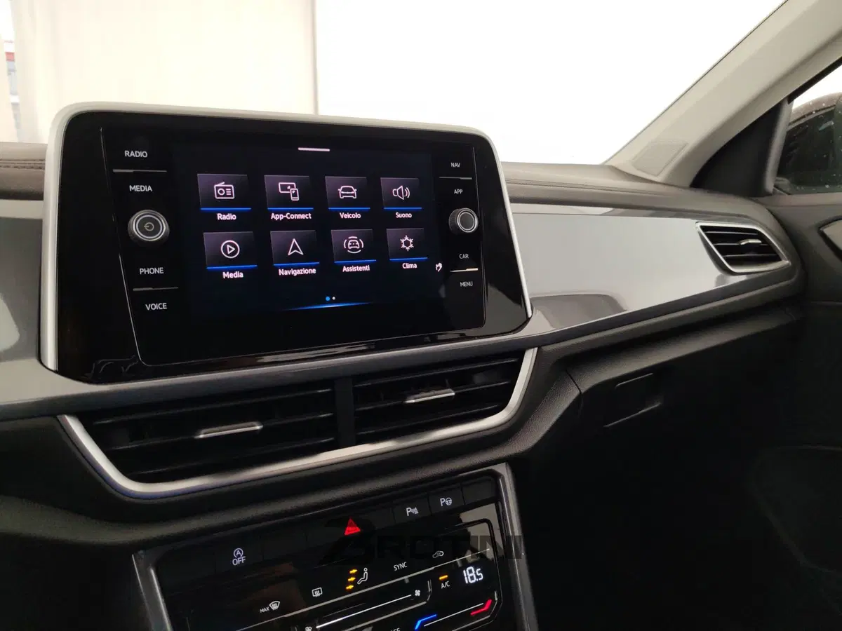 Volkswagen T-Roc usata a Massa-Carrara (12)
