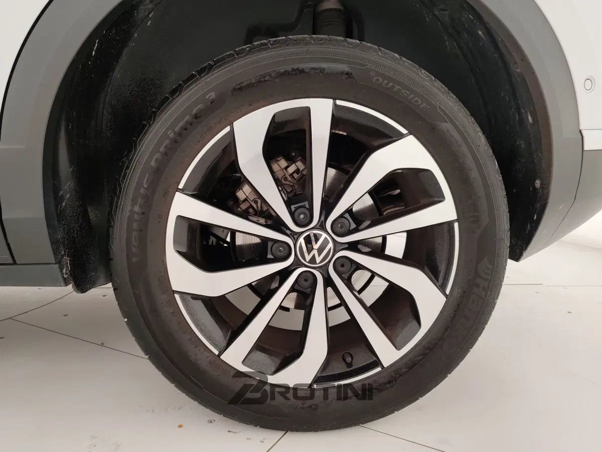 Volkswagen T-Roc usata a Massa-Carrara (6)