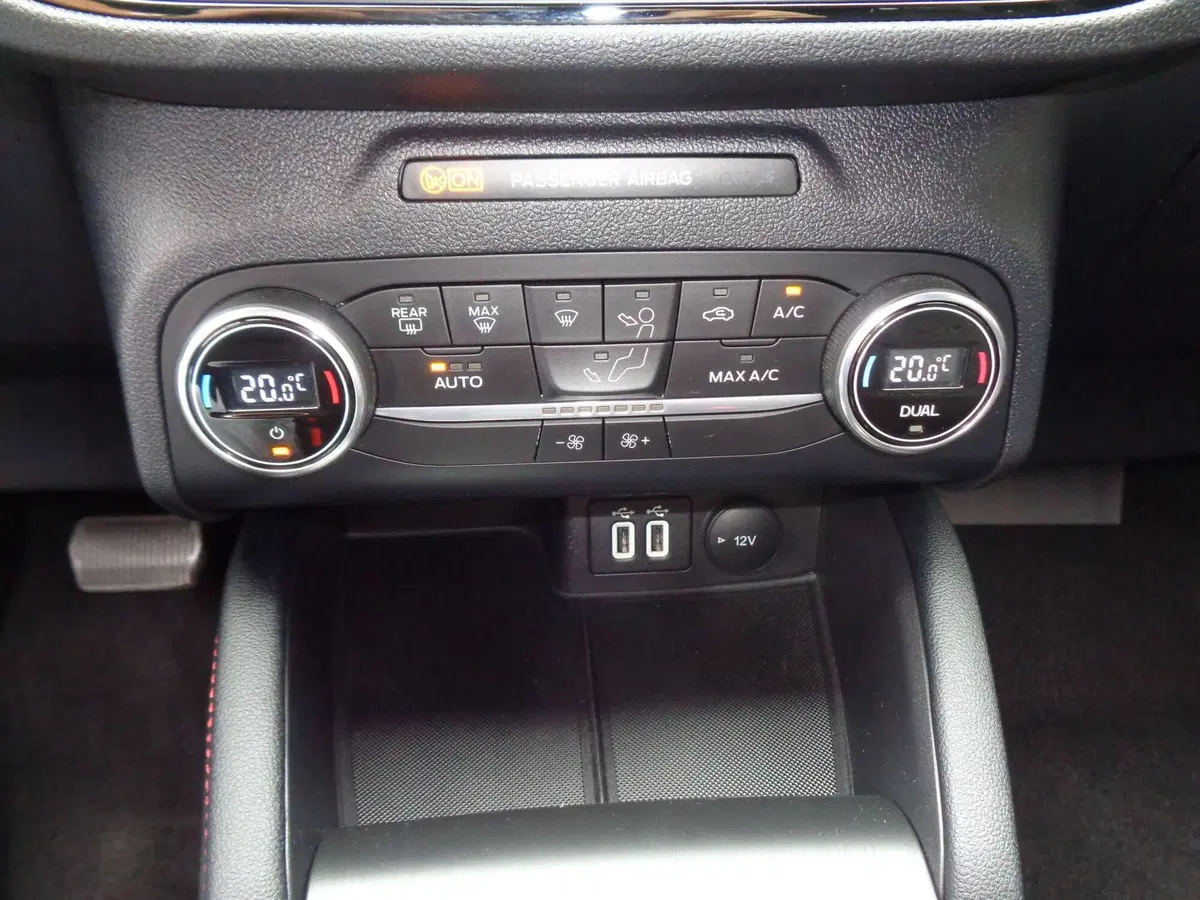 Ford Kuga usata a Belluno (16)