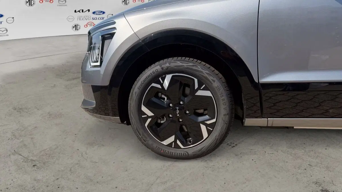 Kia Niro nuova a Vercelli (5)