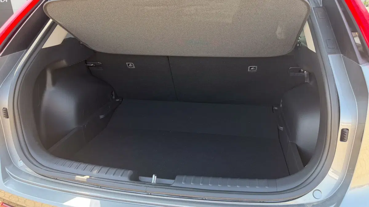 Kia Niro nuova a Vercelli (6)