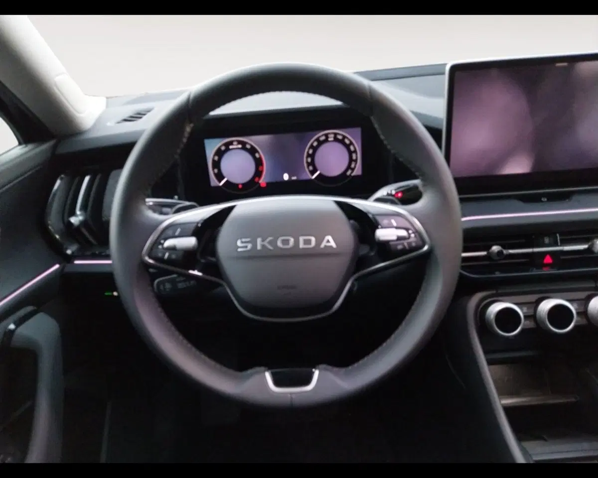 Skoda Kodiaq nuova a Ravenna (13)