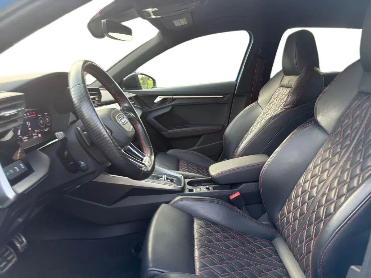 Audi S3 Sportback usata a Prato (9)