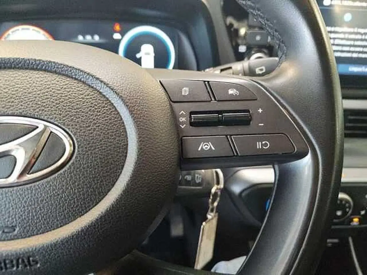 Hyundai i20 usata a Milano (17)