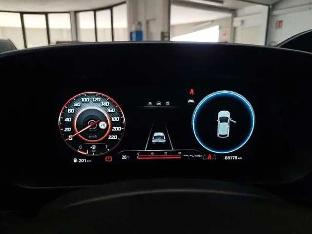Hyundai i20 usata a Milano (18)