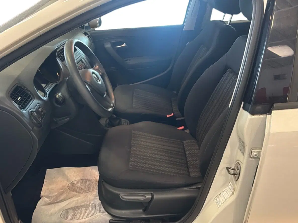 Volkswagen Polo usata a Arezzo (13)