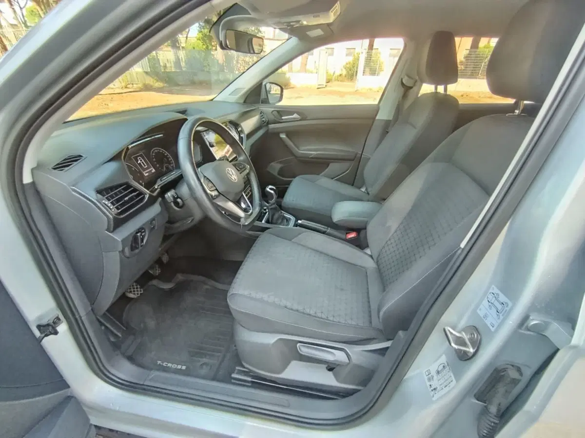 Volkswagen T-Cross usata a Massa-Carrara (5)