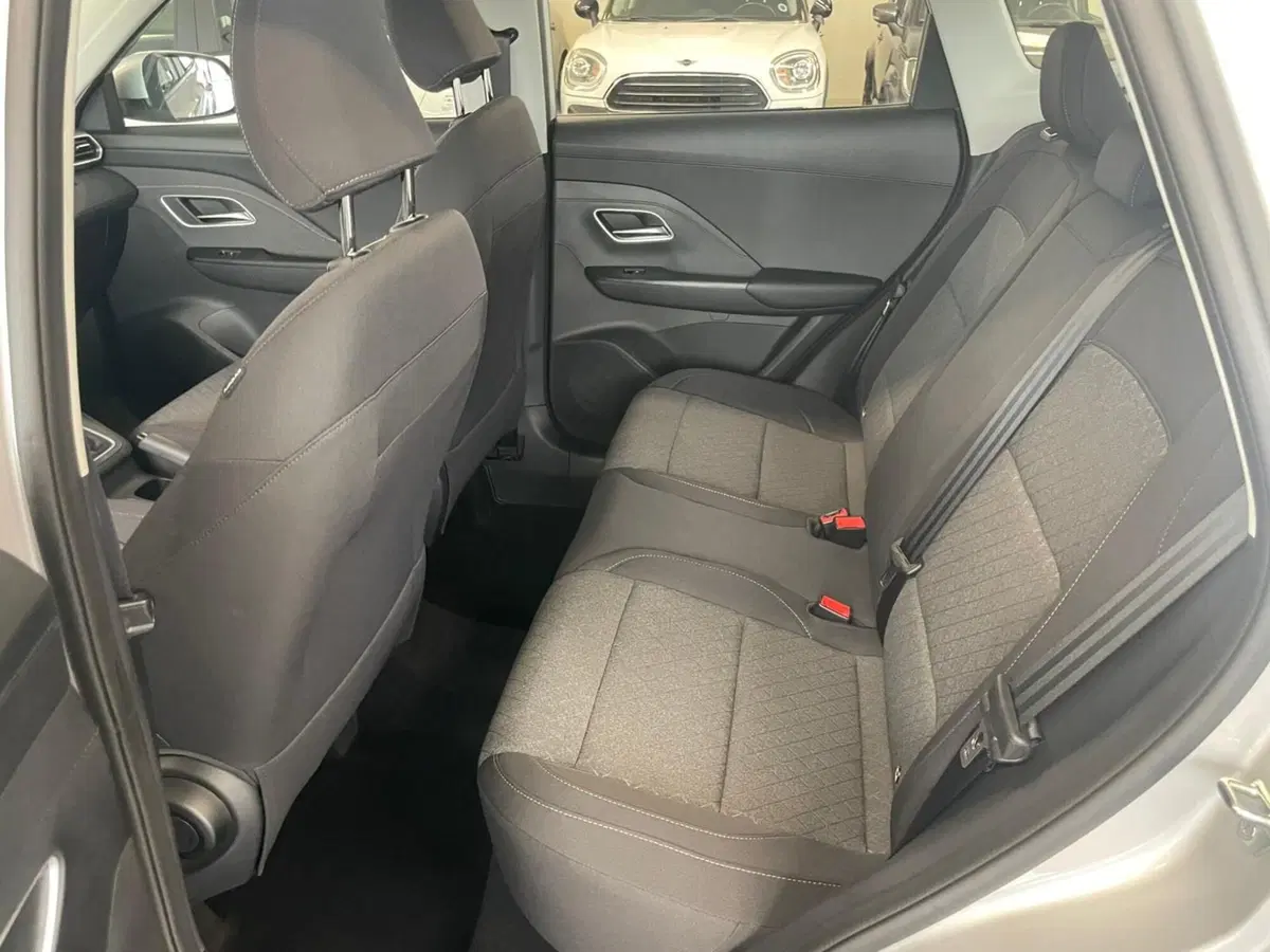 Mg ZS nuova a Lucca (13)