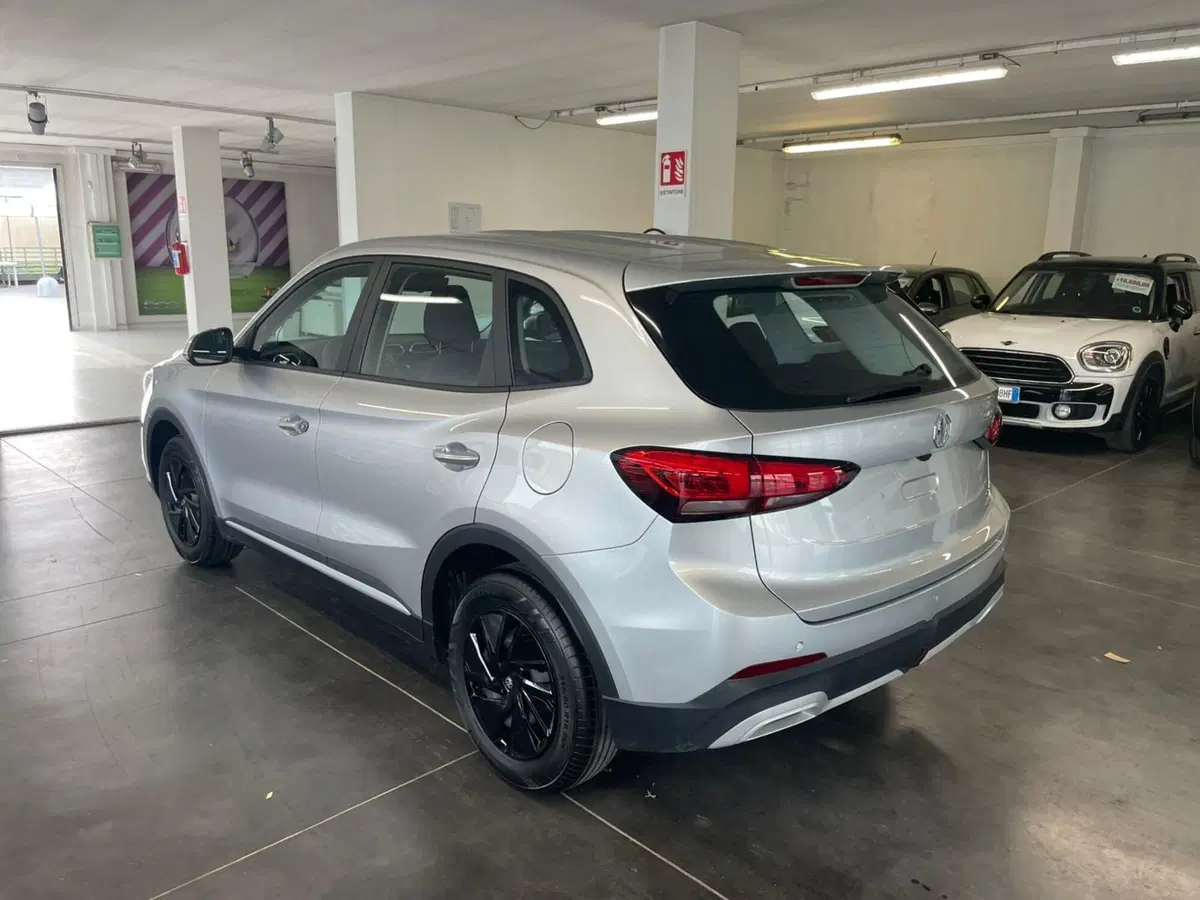 Mg ZS nuova a Lucca (3)