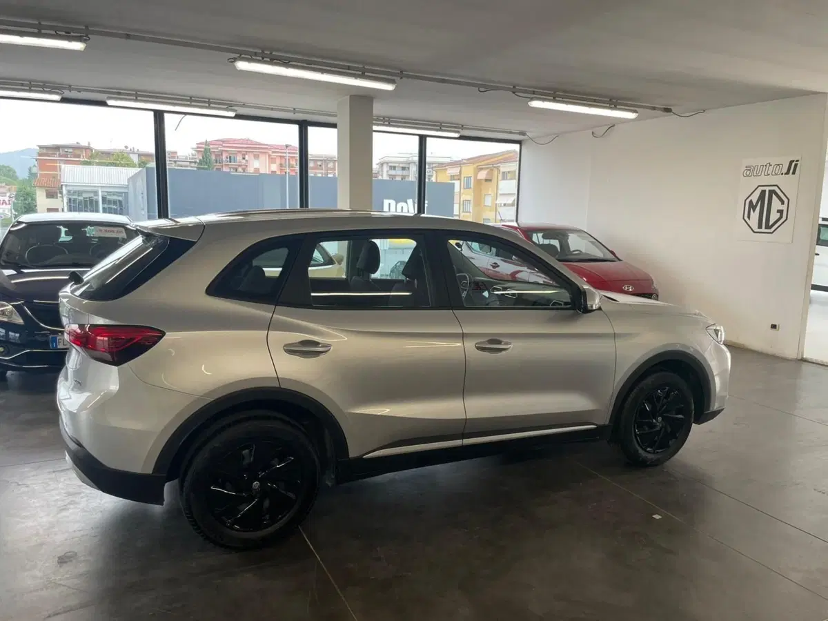 Mg ZS nuova a Lucca (5)