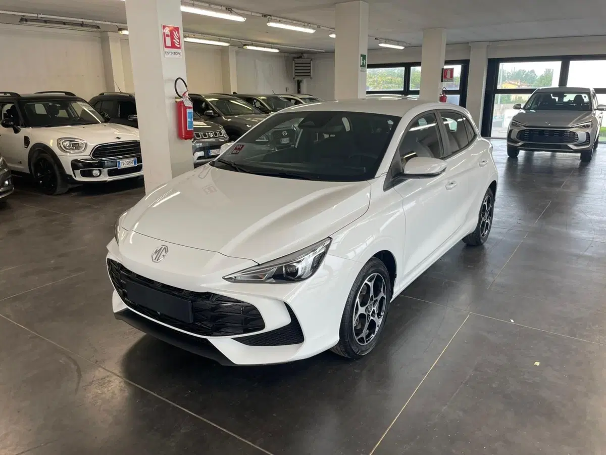 Mg MG3 nuova a Lucca