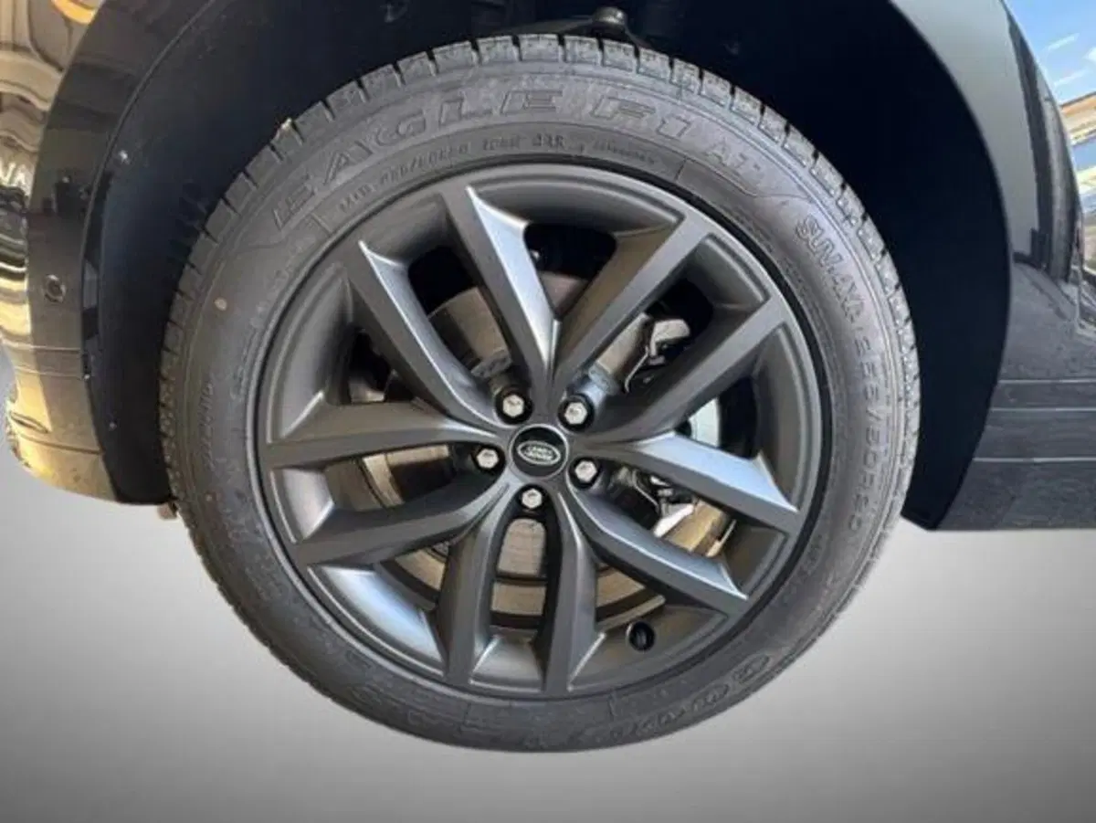 Land Rover Range Rover Velar nuova a Monza e Brianza (9)