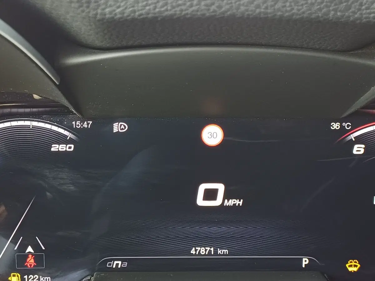 Alfa Romeo Stelvio usata a Modena (9)