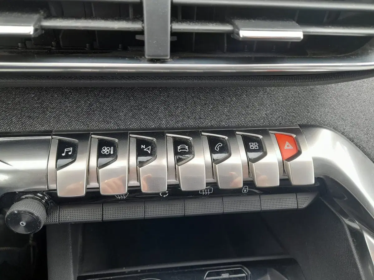 Peugeot 3008 usata a L'Aquila (5)