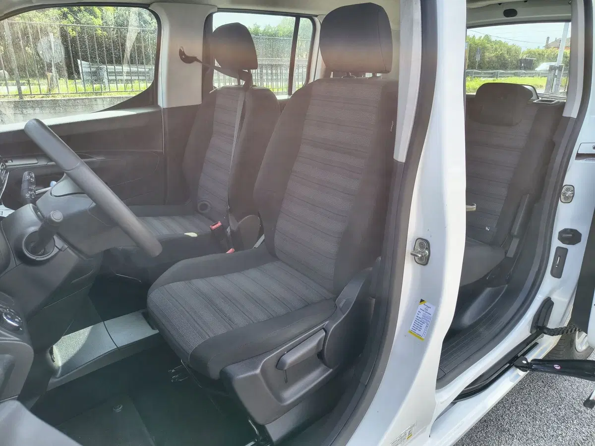 Opel Combo Life usata a Padova (11)