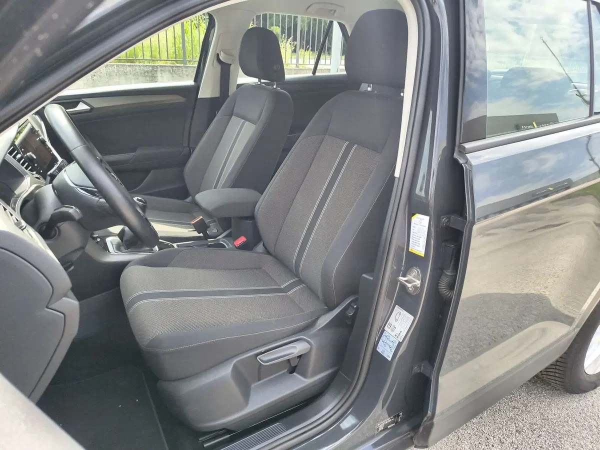 Volkswagen T-Roc usata a Padova (13)