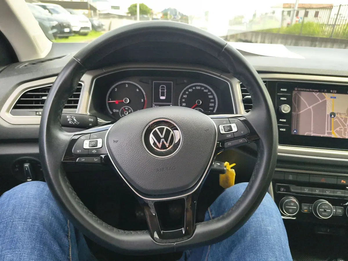 Volkswagen T-Roc usata a Padova (14)