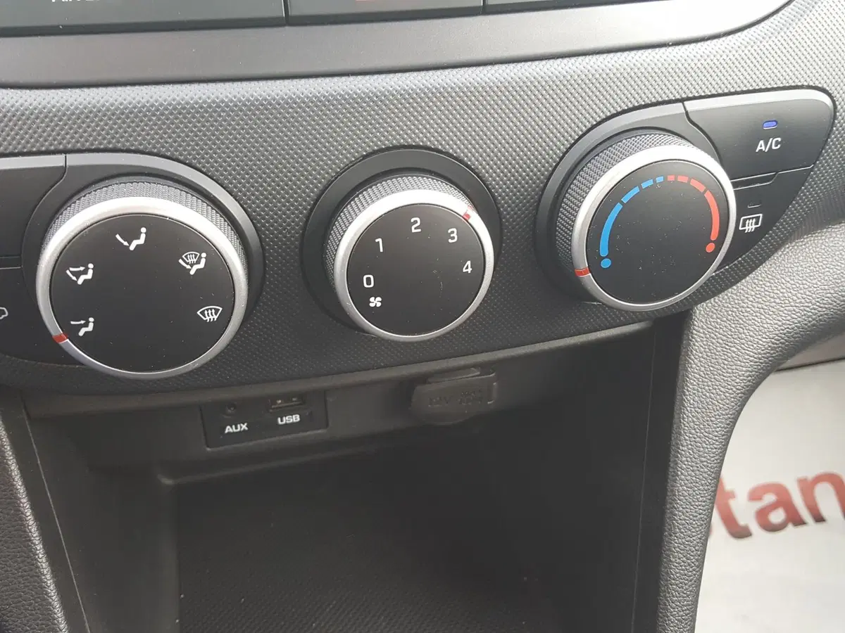 Hyundai i10 usata a L'Aquila (12)