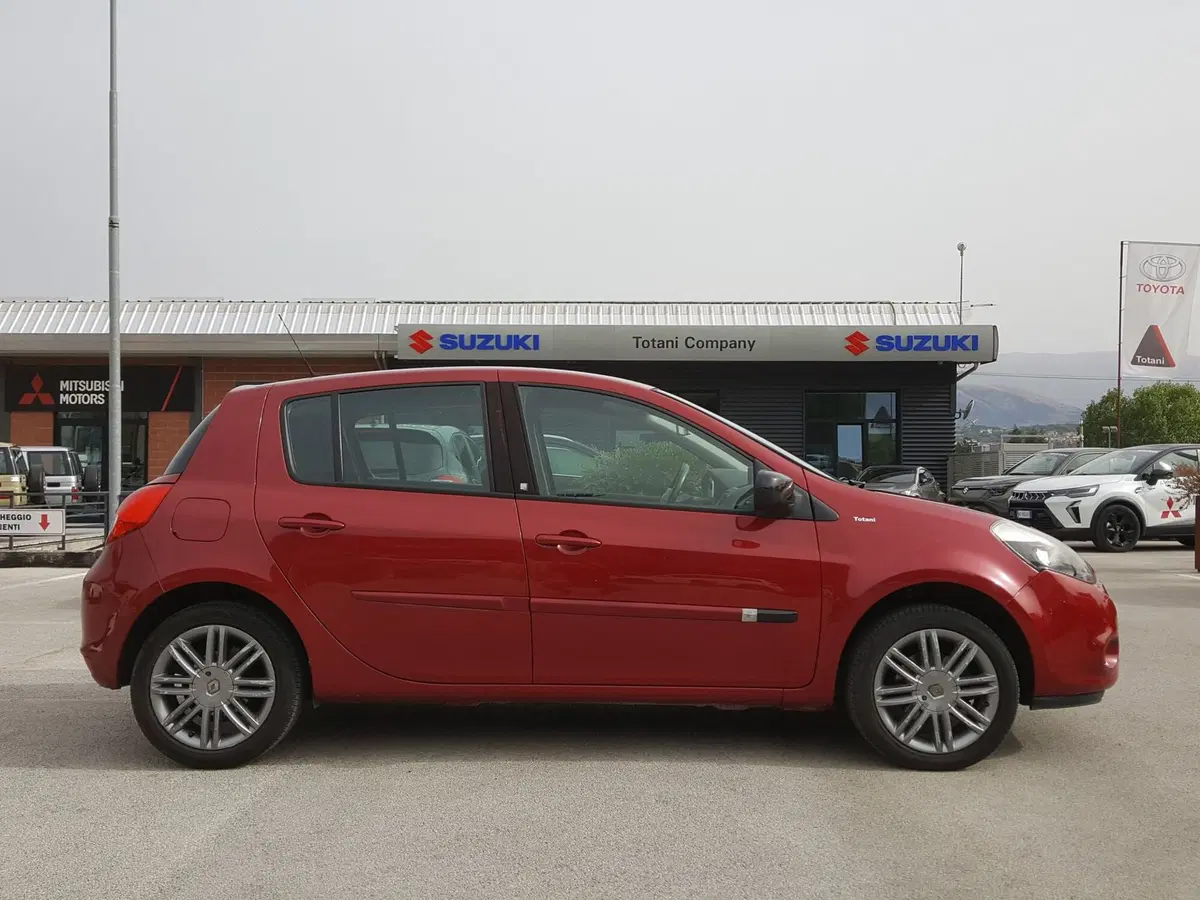 Renault Clio usata a L'Aquila (4)