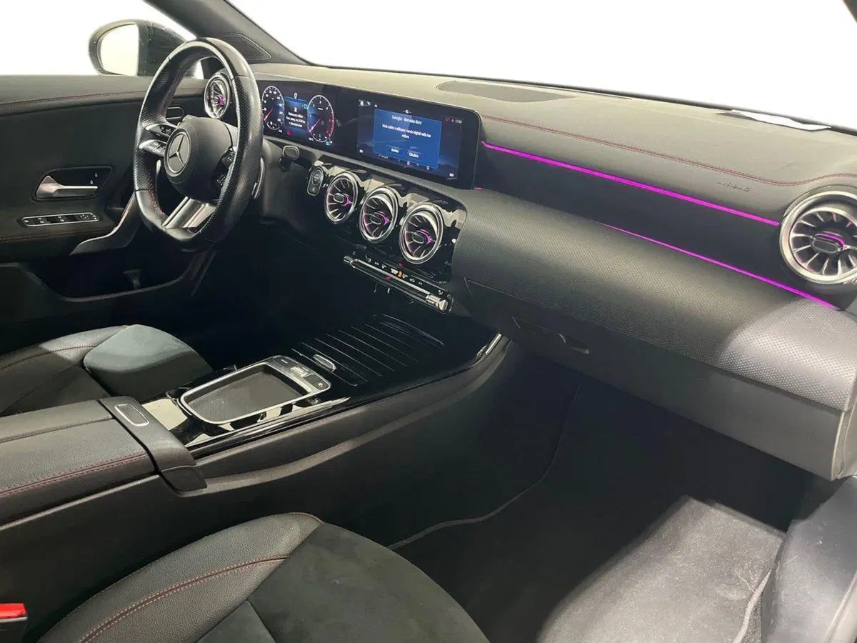 Mercedes-Benz CLA usata a Napoli (16)