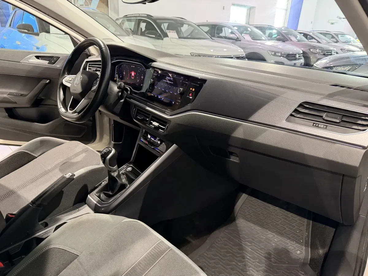 Volkswagen Polo usata a Genova (10)
