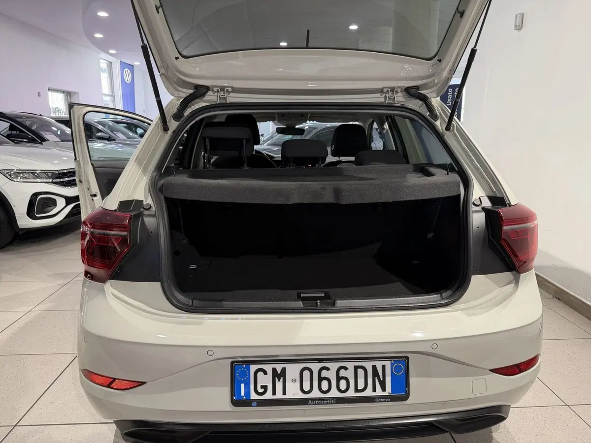 Volkswagen Polo usata a Genova (9)