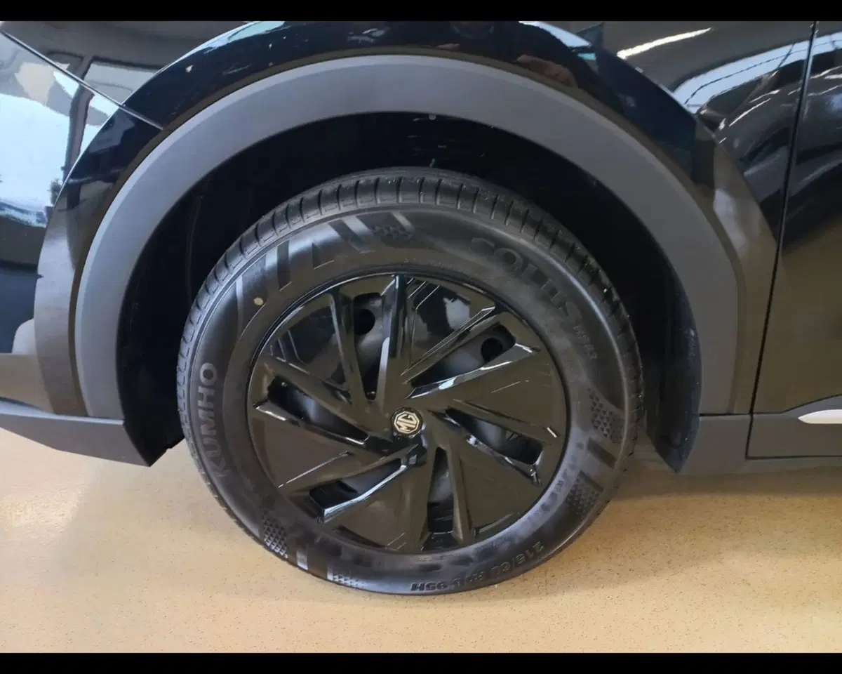 Mg ZS nuova a Imperia (11)