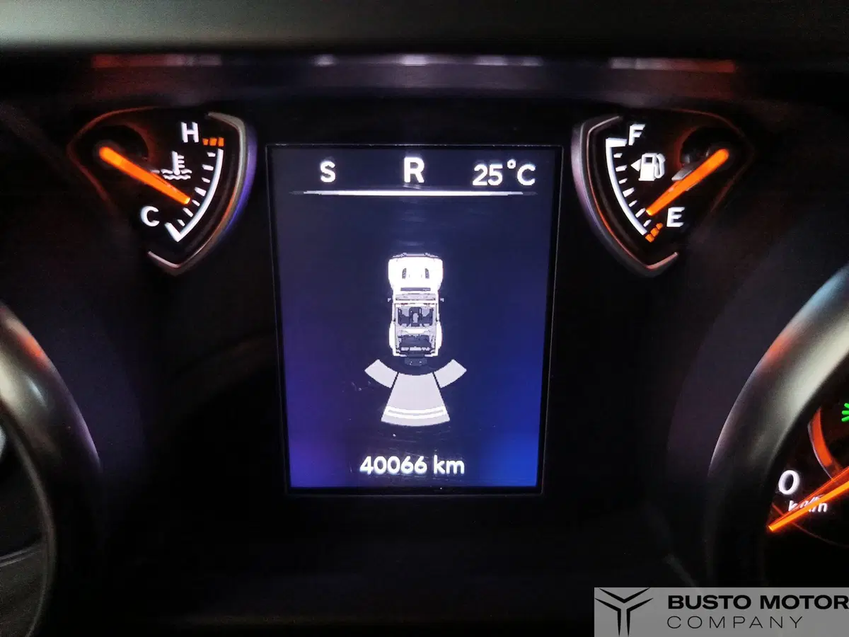 Jeep Wrangler usata a Varese (15)