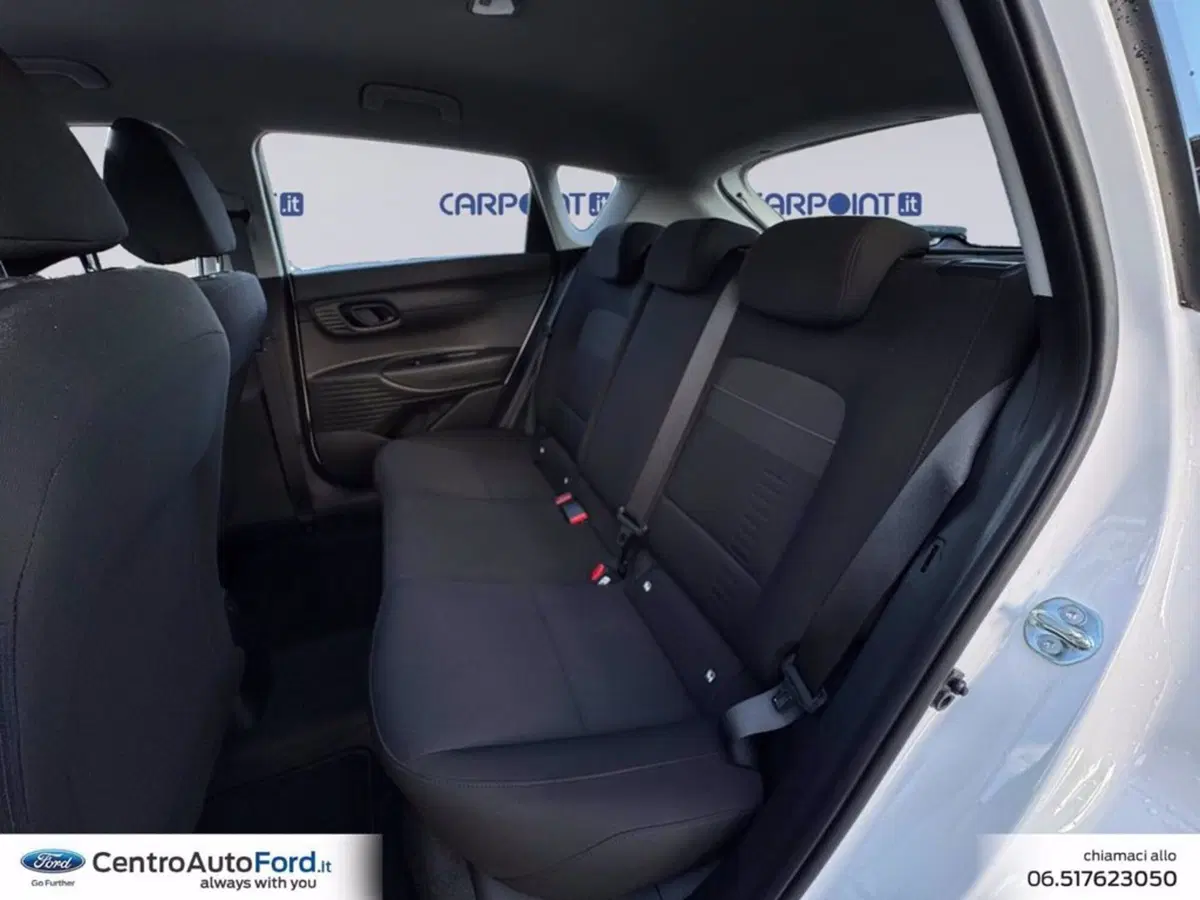 Hyundai Bayon usata a Roma (13)