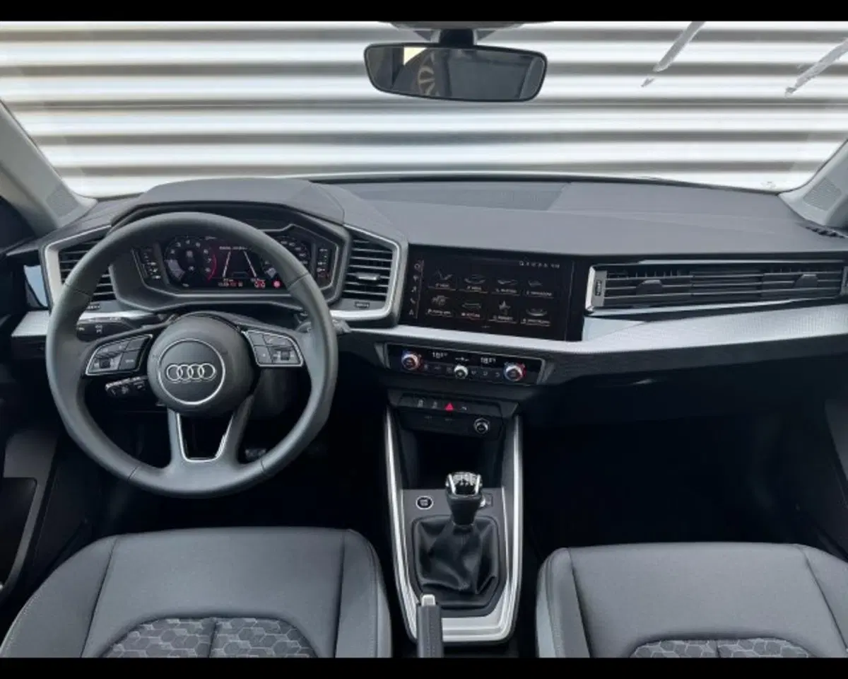 Audi A1 Sportback nuova a Treviso (4)