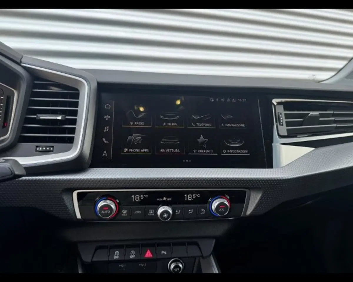 Audi A1 Sportback nuova a Treviso (6)