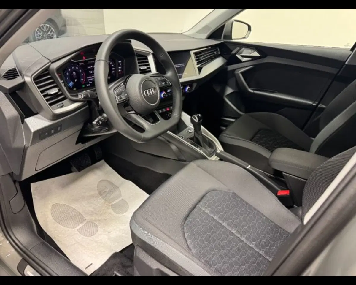 Audi A1 Sportback nuova a Treviso (4)