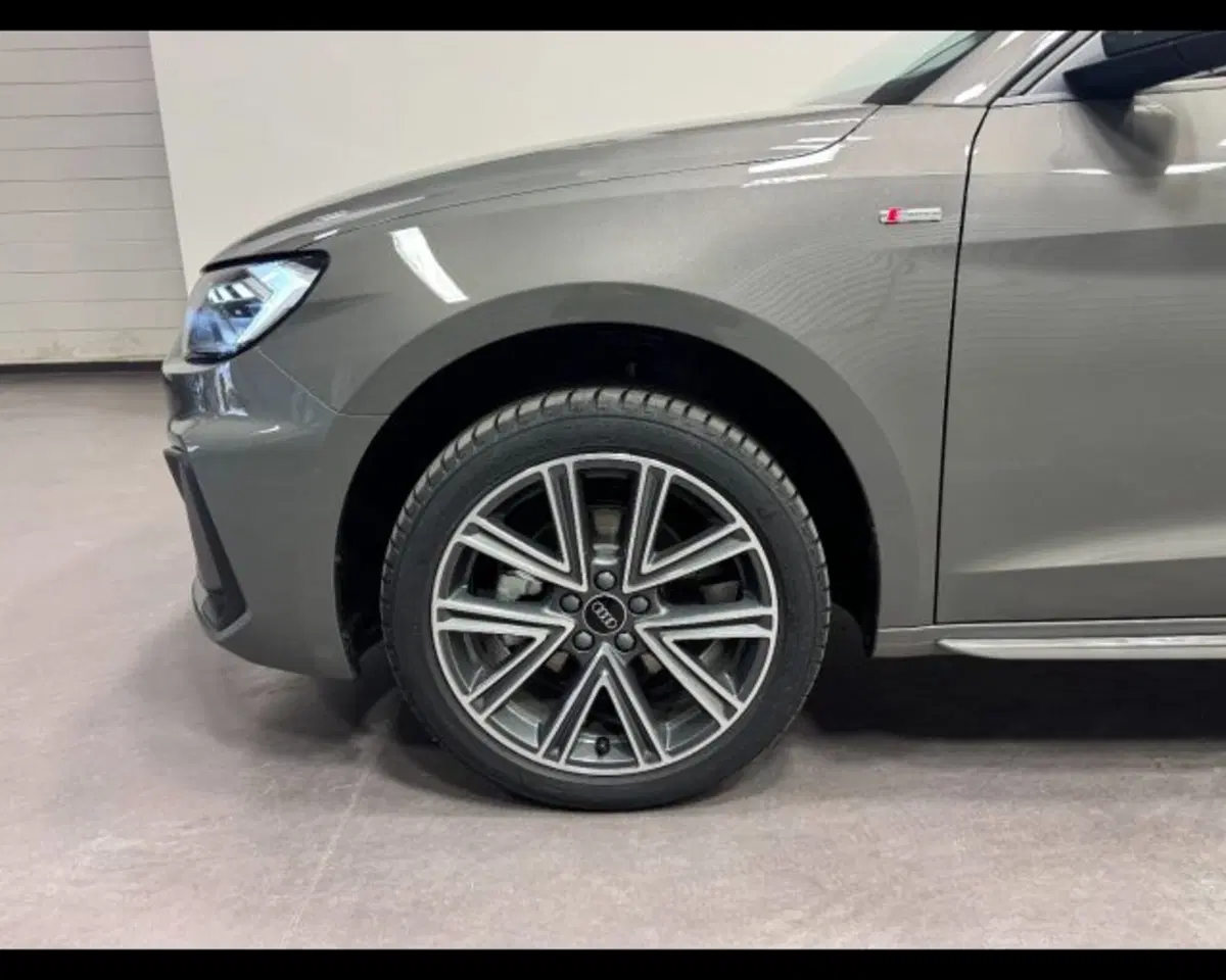 Audi A1 Sportback nuova a Treviso (7)