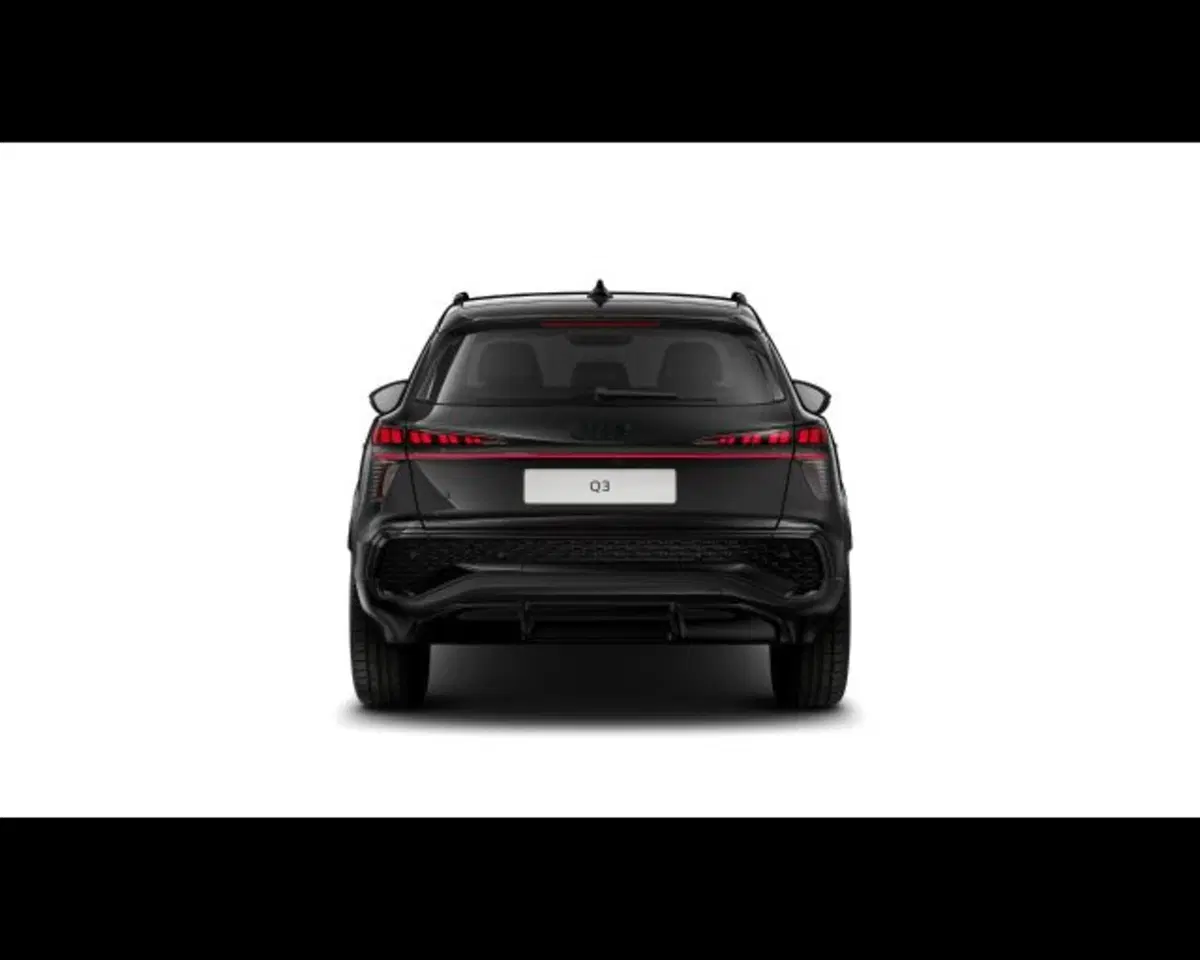 Audi Q3 Sportback nuova a Treviso (5)