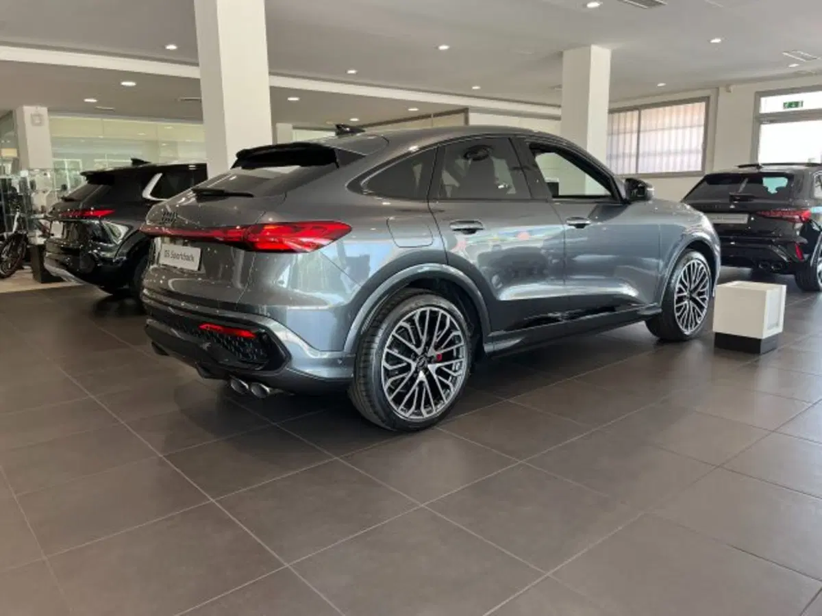Audi SQ5 Sportback nuova a Treviso (2)