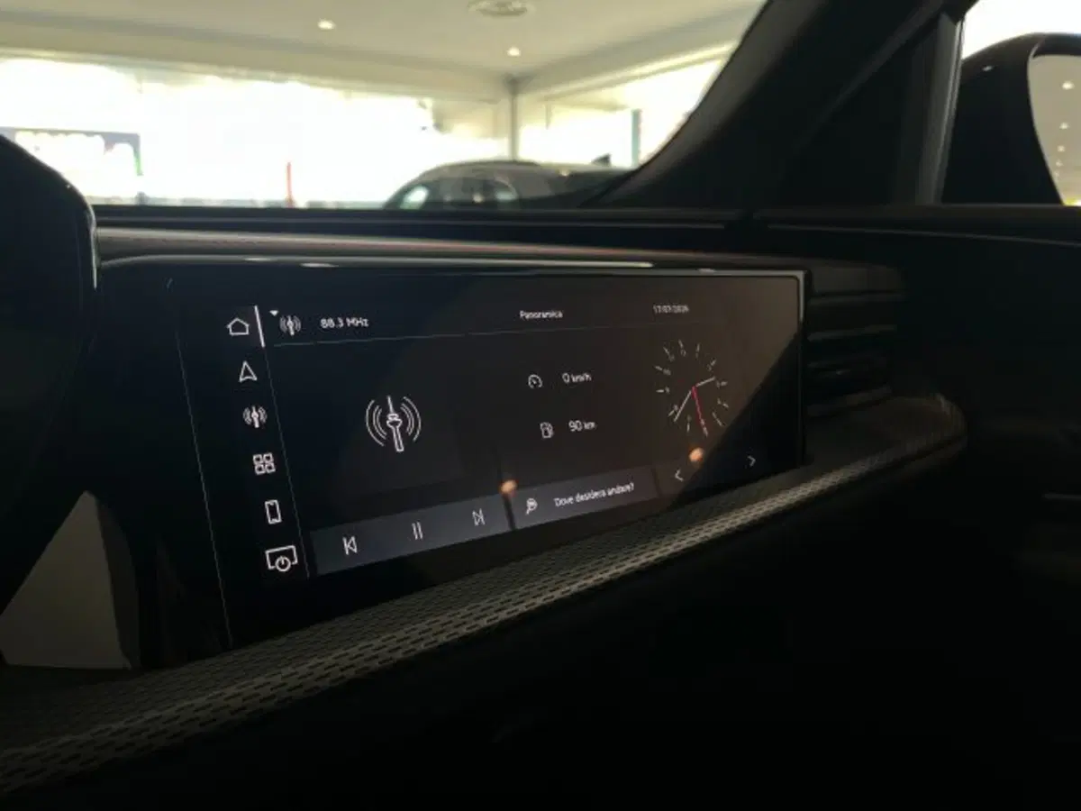Audi SQ5 Sportback nuova a Treviso (7)