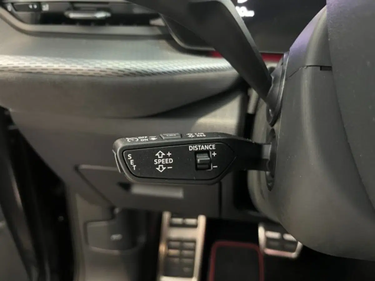 Audi SQ5 Sportback nuova a Treviso (9)