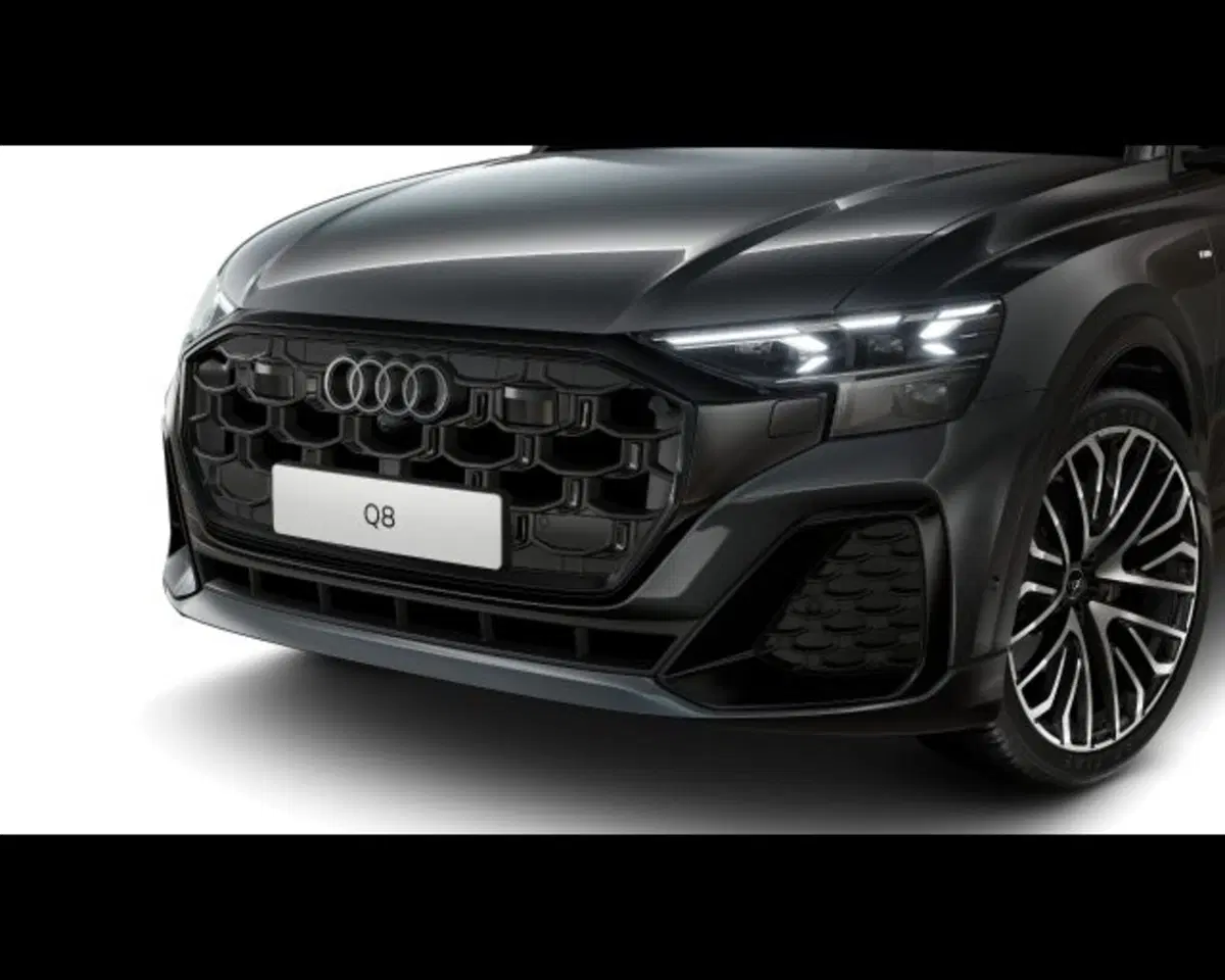 Audi Q8 nuova a Treviso (6)