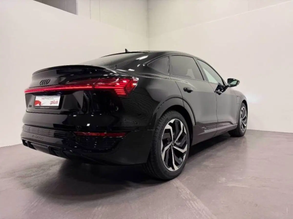 Audi Q8 Sportback nuova a Treviso (2)