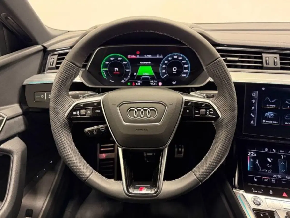 Audi Q8 Sportback nuova a Treviso (5)