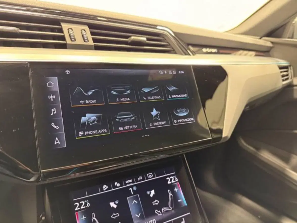 Audi Q8 Sportback nuova a Treviso (6)