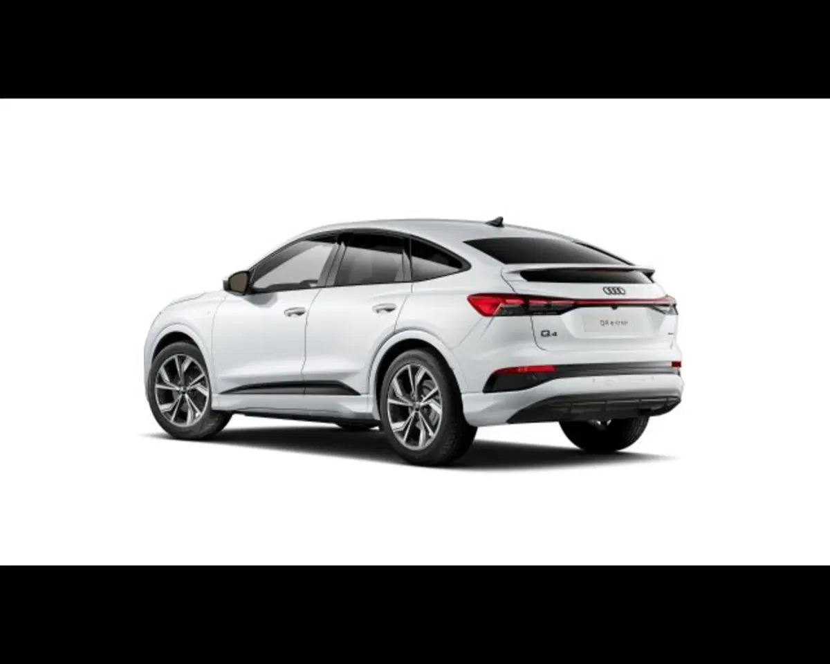 Audi Q4 Sportback nuova a Treviso (4)